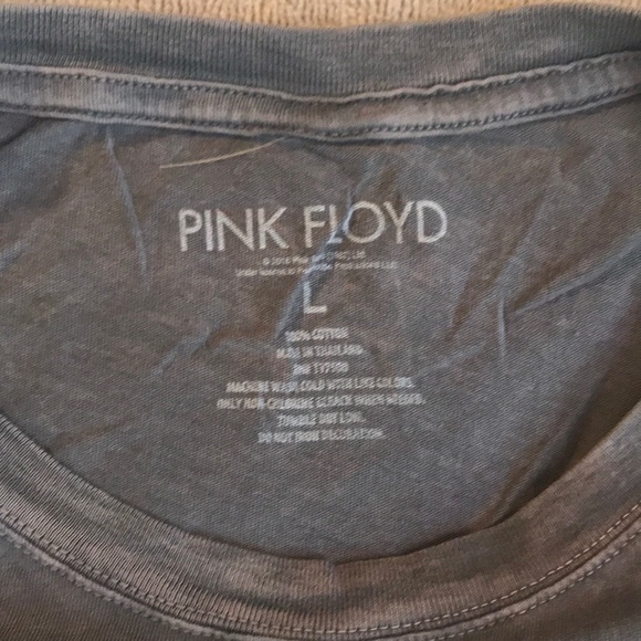Pink Floyd tee - Picture 2 of 5